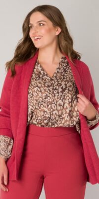 Yesta A003974 Noralie